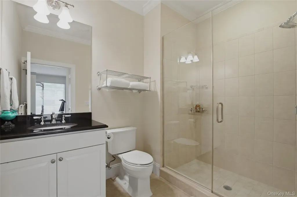 16 Rivers Edge Drive Tarrytown NY 10591