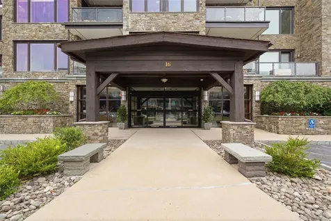 16 Rivers Edge Drive Tarrytown NY 10591