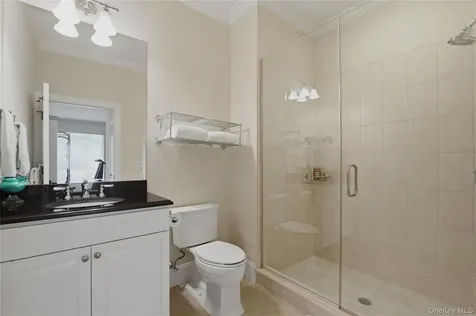 16 Rivers Edge Drive Tarrytown NY 10591