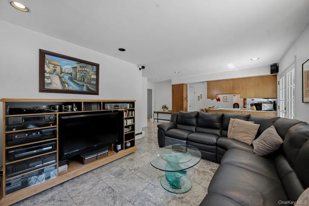 10 Arcadia Drive Dix Hills NY 11746