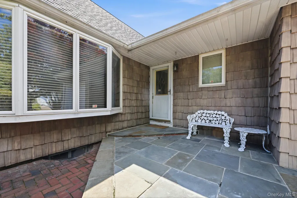 10 Arcadia Drive Dix Hills NY 11746