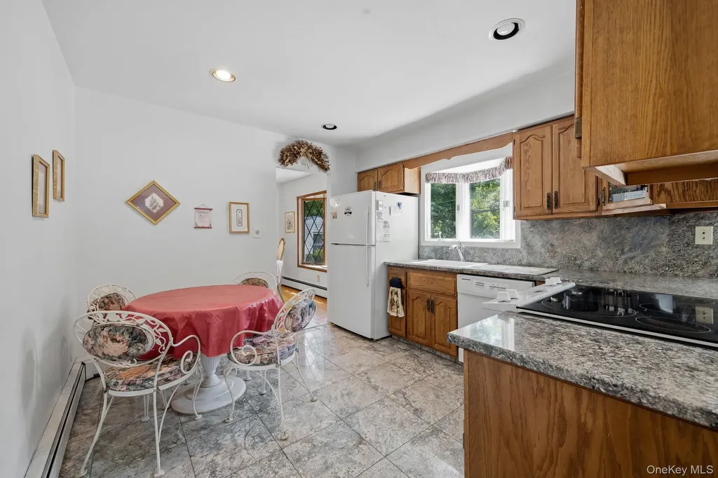 10 Arcadia Drive Dix Hills NY 11746