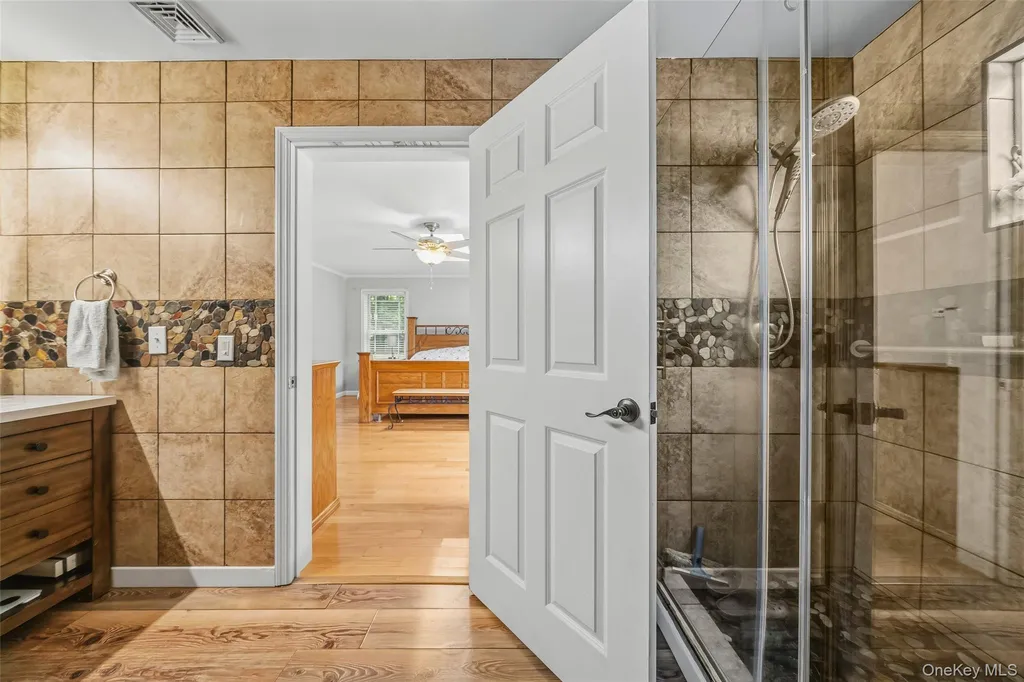 84 Pin Oak Drive New Windsor NY 12553