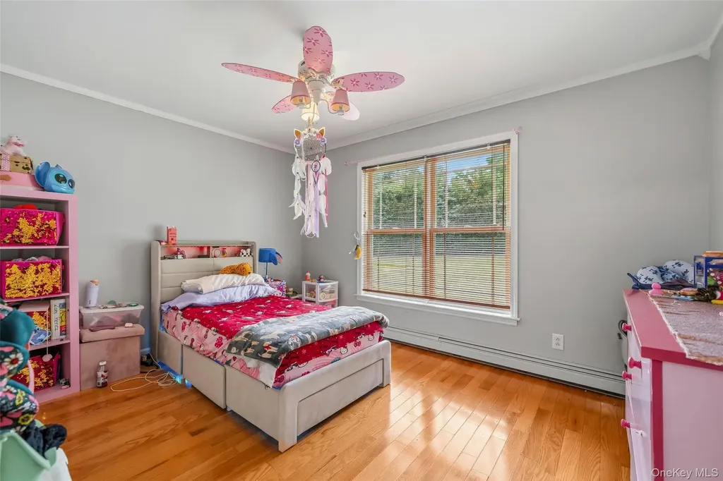 84 Pin Oak Drive New Windsor NY 12553