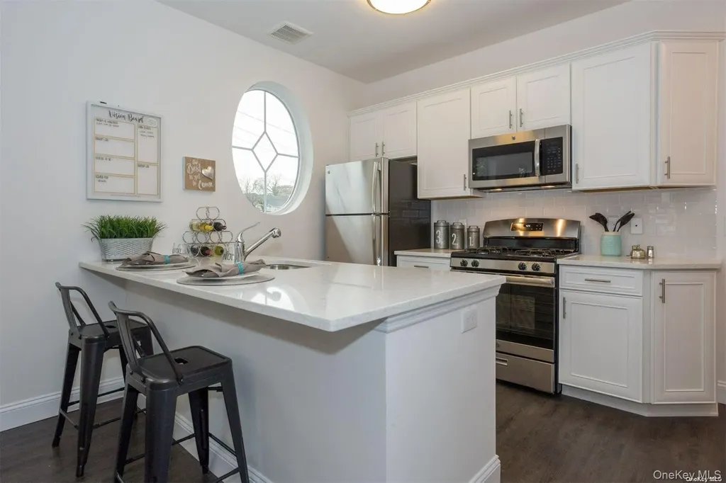 1046 New York Avenue Huntington Station NY 11746