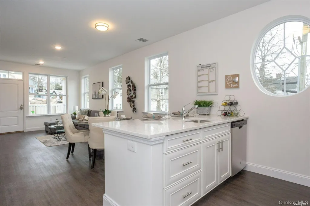 1046 New York Avenue Huntington Station NY 11746