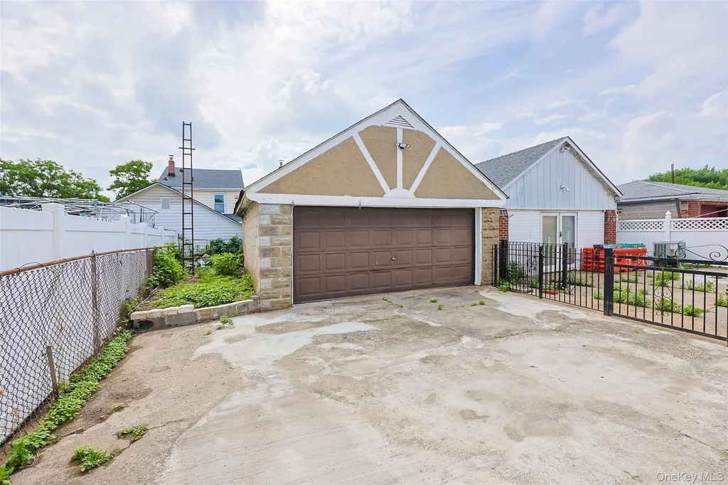5413 152nd Street Flushing NY 11355