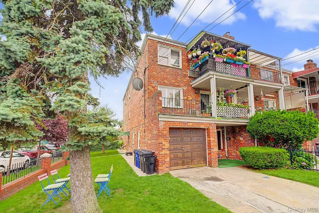 47-28 Parsons Boulevard Flushing NY 11355