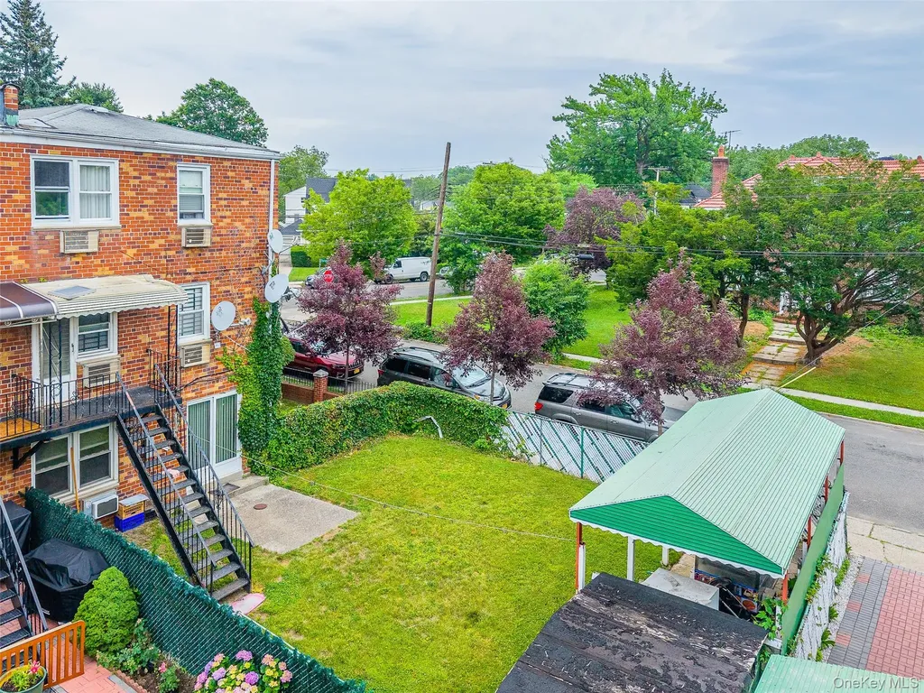 47-28 Parsons Boulevard Flushing NY 11355