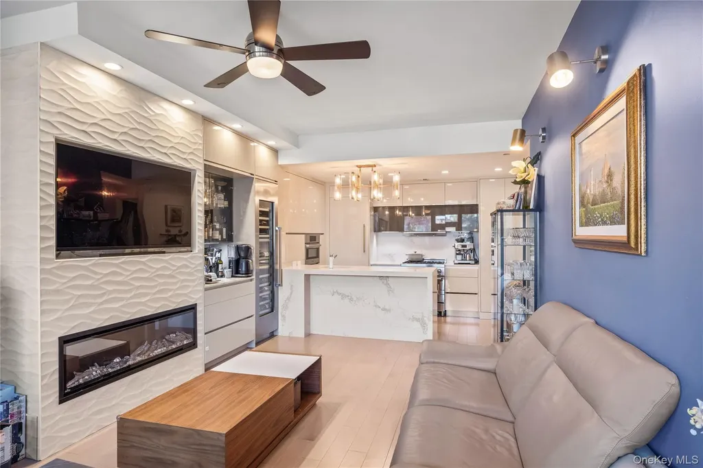 5-49 Borden Avenue Long Island City NY 11101