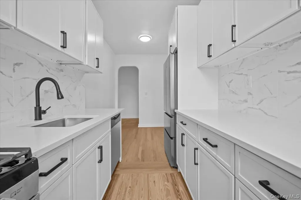 3015 Riverdale Avenue Bronx NY 10463