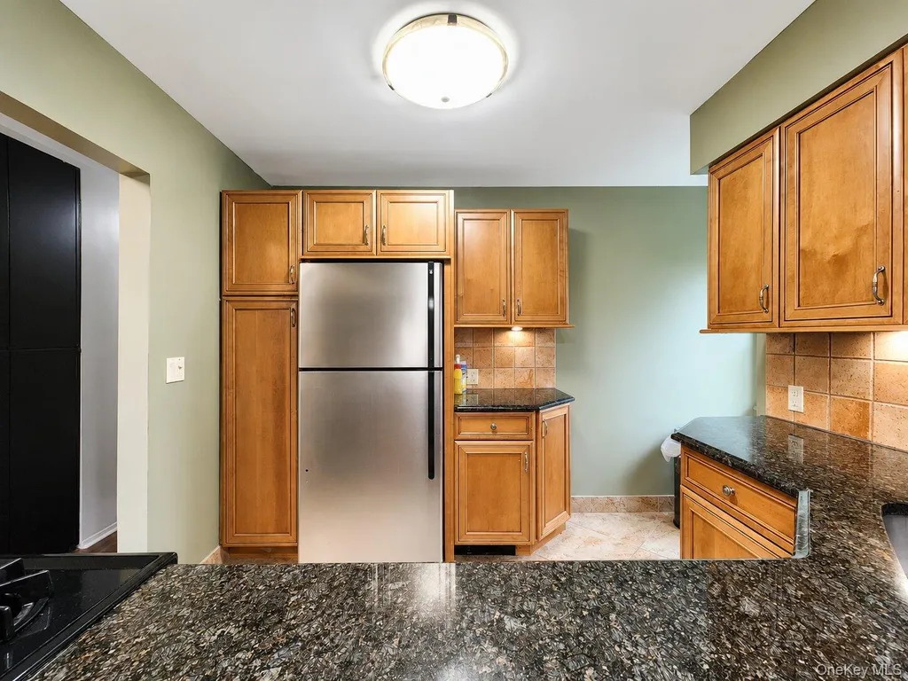 13-15 Estates Lane Bayside NY 11360