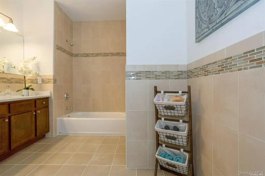1046 New York Avenue Huntington Station NY 11746