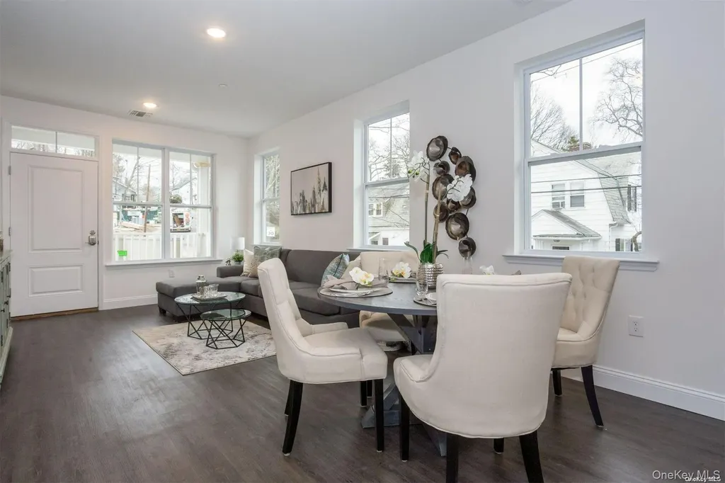 1046 New York Avenue Huntington Station NY 11746