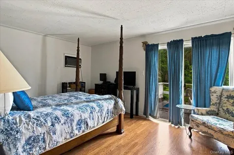 54 Holbrook Road Briarcliff Manor NY 10510
