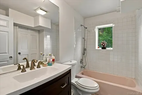 54 Holbrook Road Briarcliff Manor NY 10510