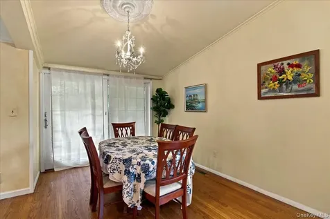 54 Holbrook Road Briarcliff Manor NY 10510