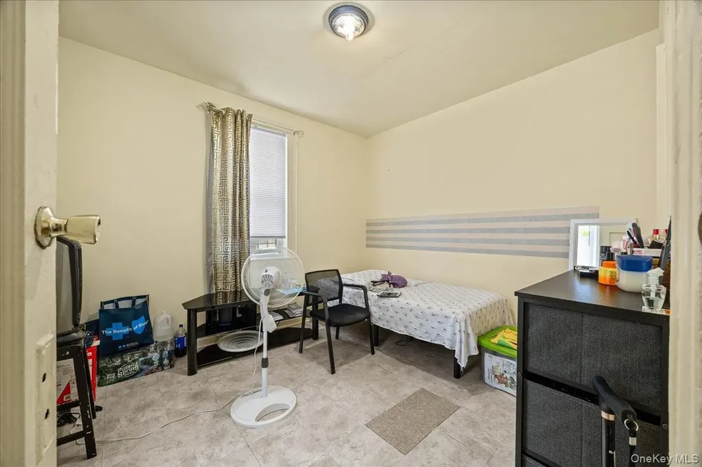 32 S 8th Avenue Mount Vernon NY 10550