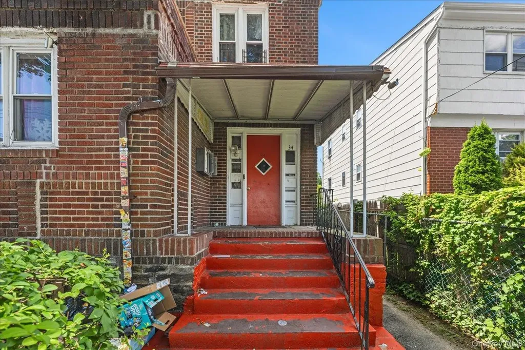 32 S 8th Avenue Mount Vernon NY 10550