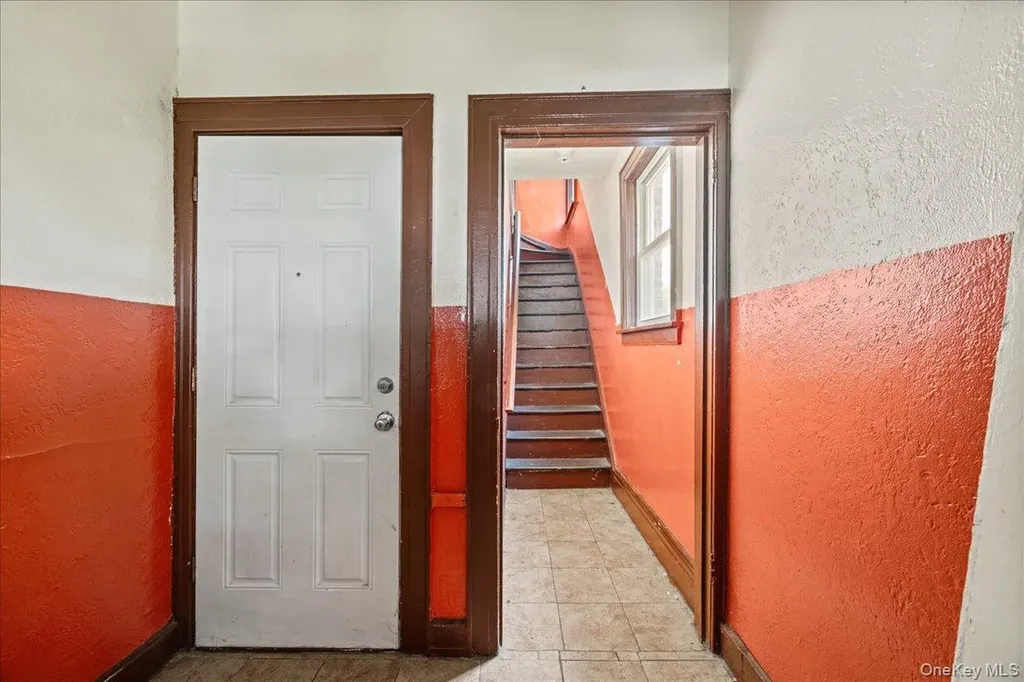 32 S 8th Avenue Mount Vernon NY 10550
