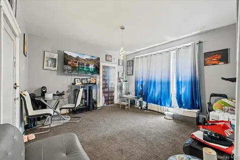 32 S 8th Avenue Mount Vernon NY 10550