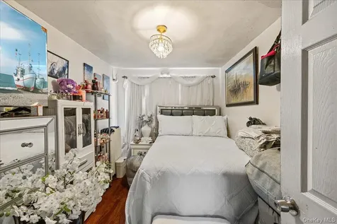 32 S 8th Avenue Mount Vernon NY 10550