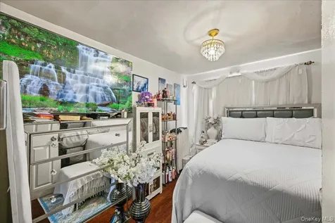 32 S 8th Avenue Mount Vernon NY 10550