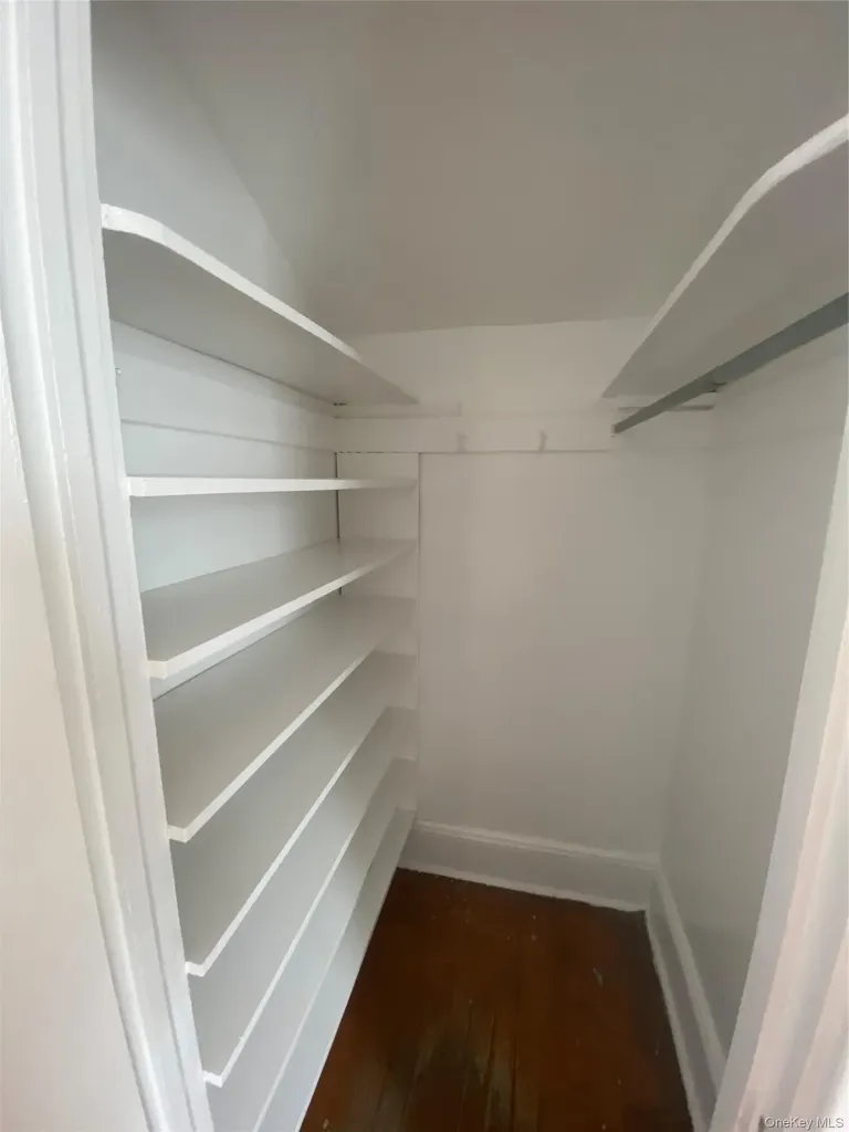 4342 Bruner Avenue Bronx NY 10466