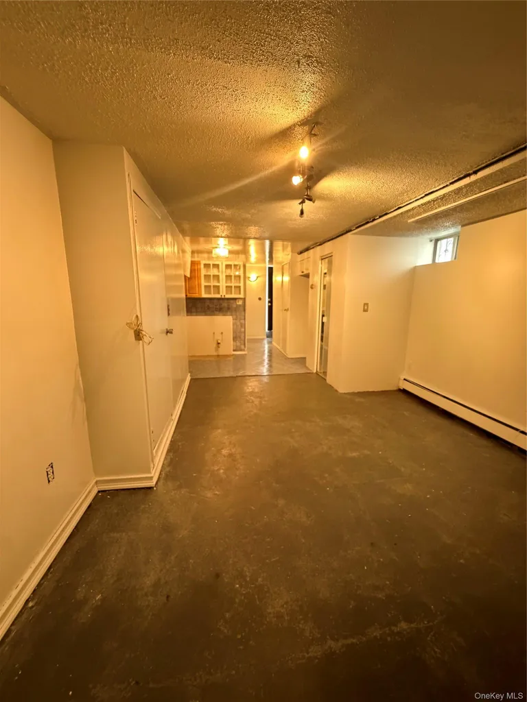 4342 Bruner Avenue Bronx NY 10466