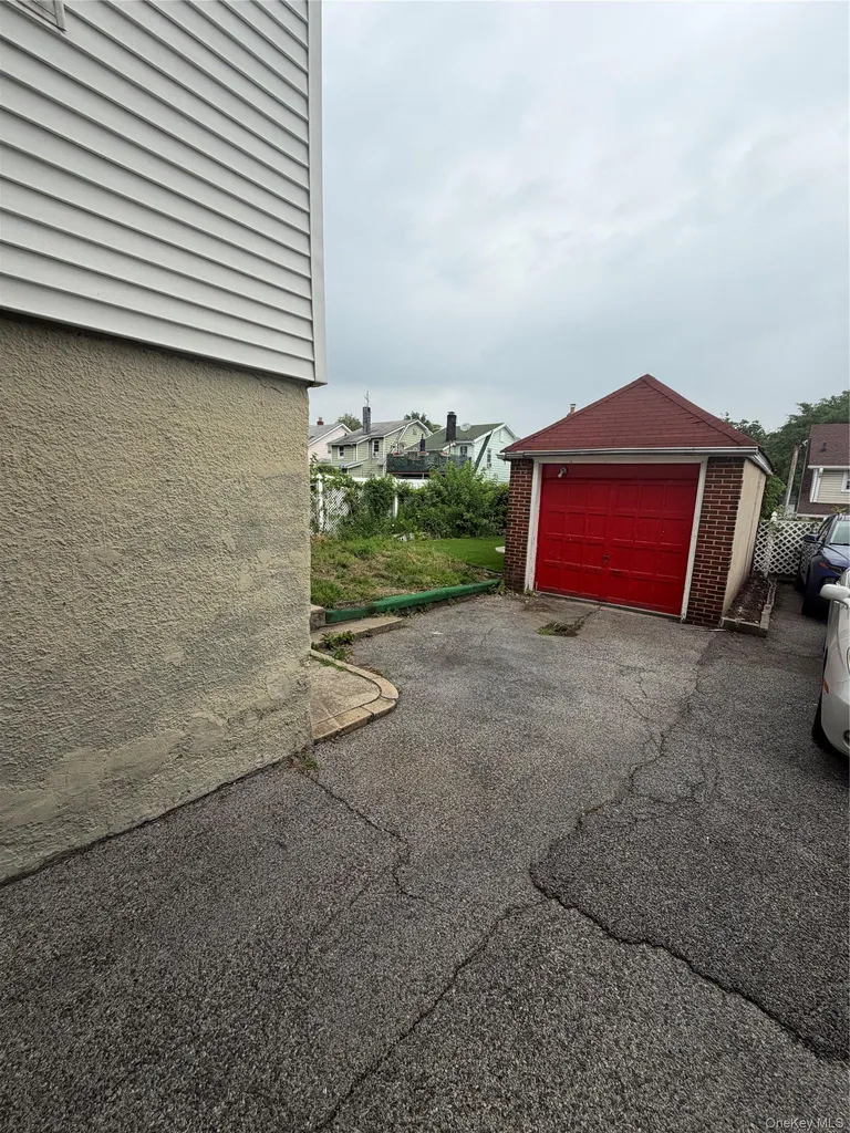 4342 Bruner Avenue Bronx NY 10466