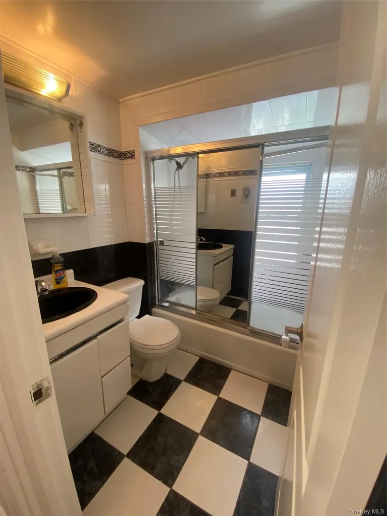 4342 Bruner Avenue Bronx NY 10466