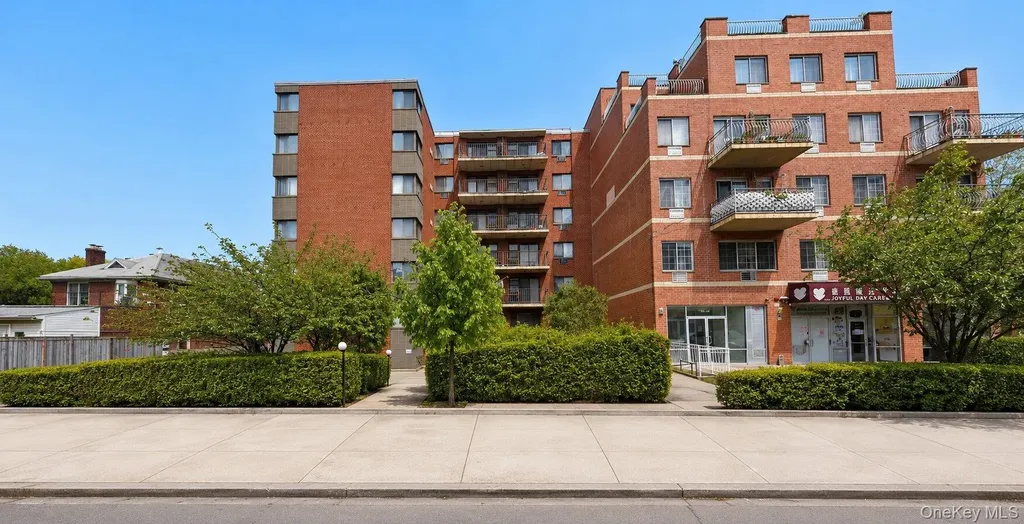 139-35 35th Avenue Flushing NY 11354