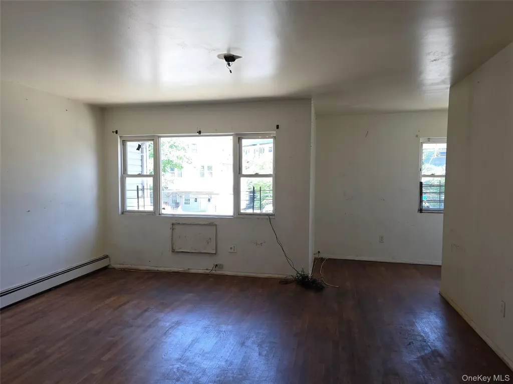1105 Beach Channel Drive Far Rockaway NY 11691