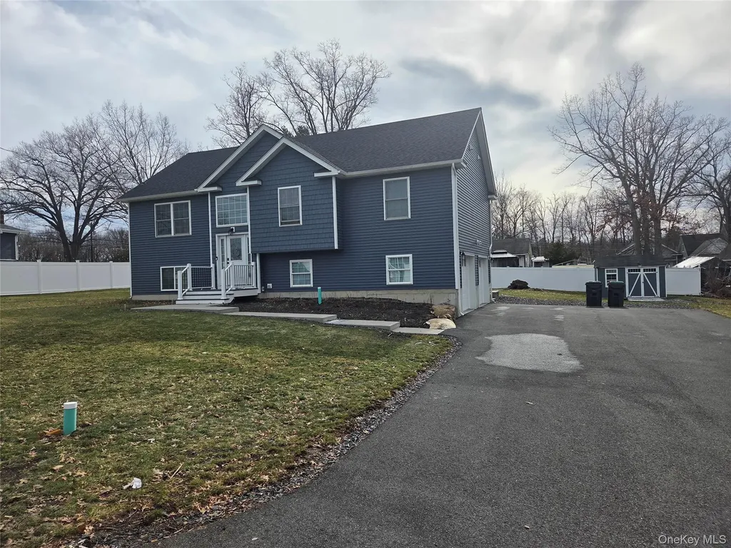 13 Avenue B Middletown NY 10940