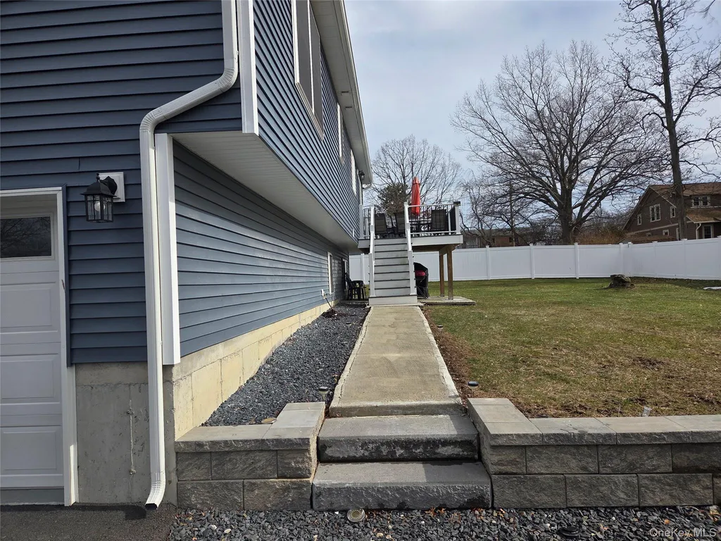 13 Avenue B Middletown NY 10940
