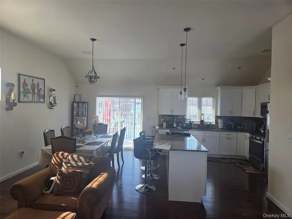 13 Avenue B Middletown NY 10940