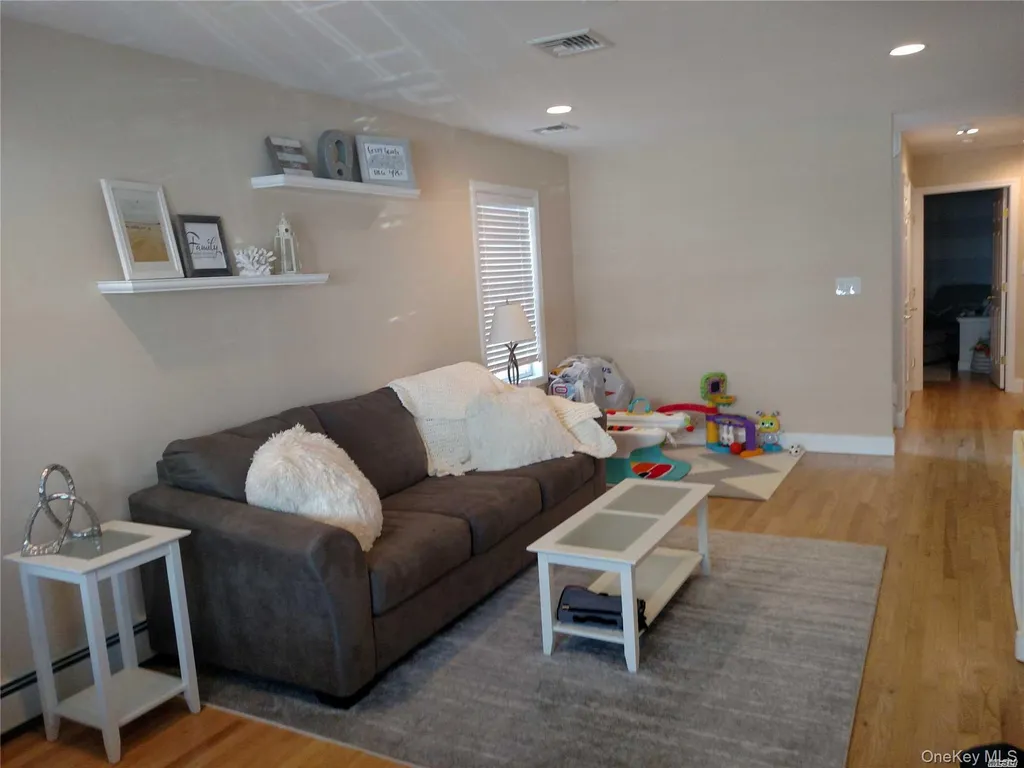 100 Wyoming Avenue Long Beach NY 11561