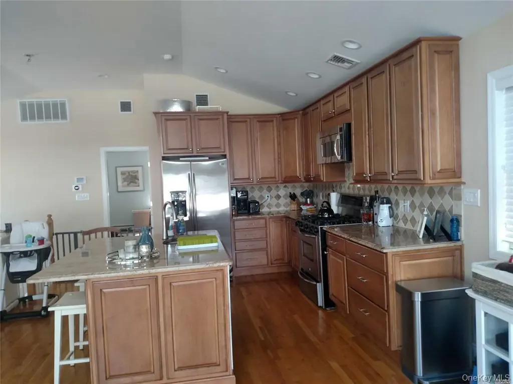 100 Wyoming Avenue Long Beach NY 11561