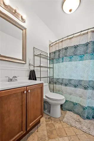 46 Meadow Lane New Rochelle NY 10805