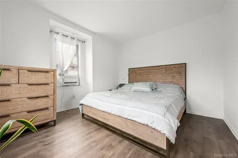 46 Meadow Lane New Rochelle NY 10805
