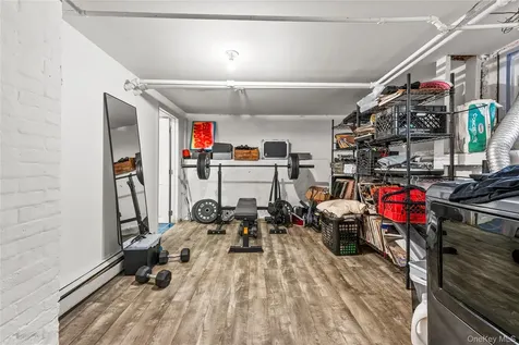 46 Meadow Lane New Rochelle NY 10805