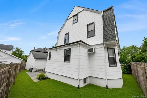 46 Meadow Lane New Rochelle NY 10805
