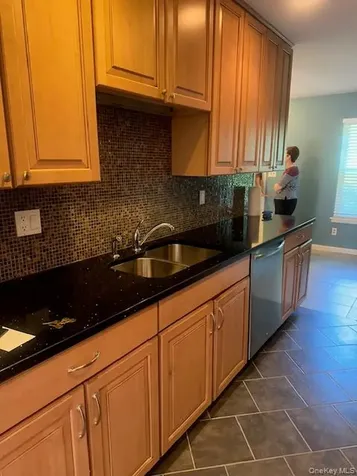 10 Adams Court Oyster Bay NY 11771