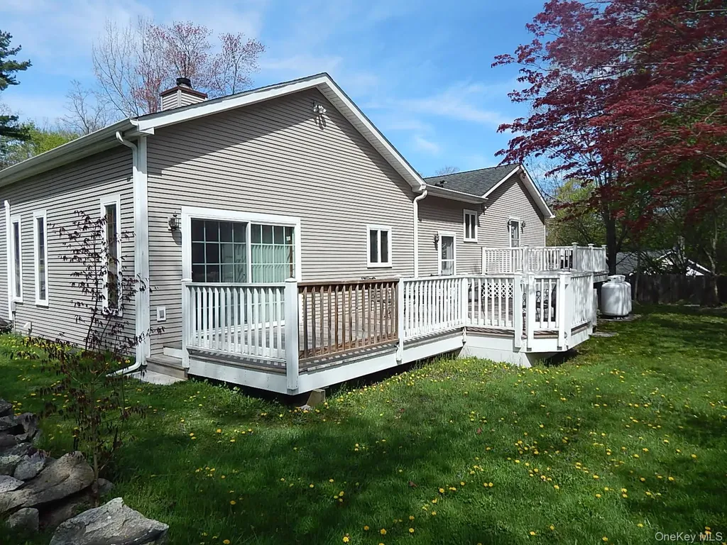 16 Kenton Road Patterson NY 12563
