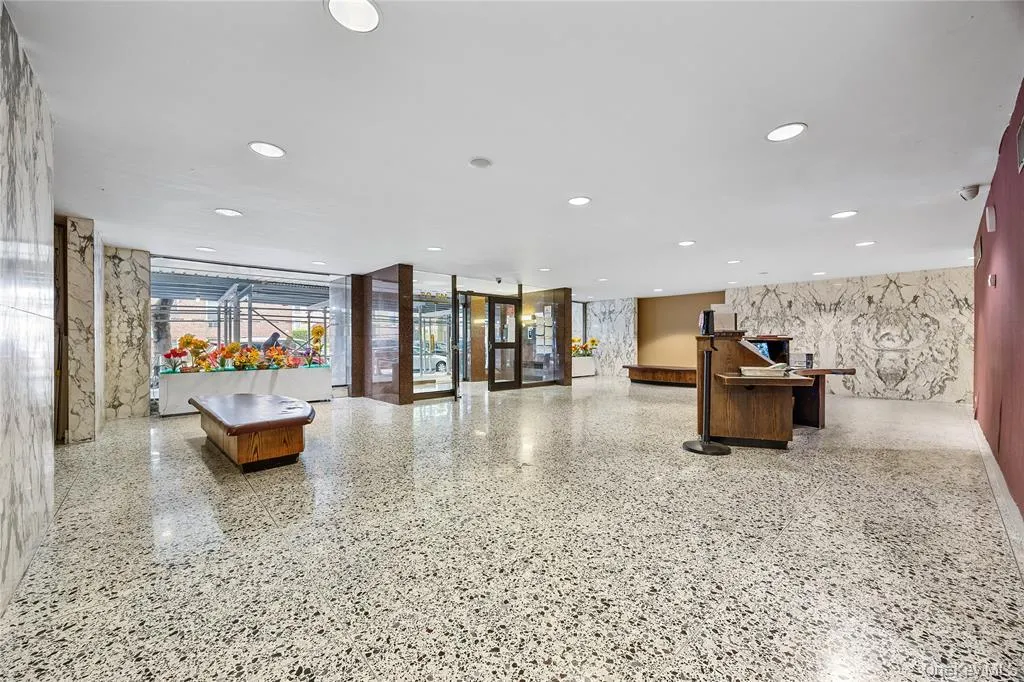 142-05 Roosevelt Avenue Flushing NY 11354