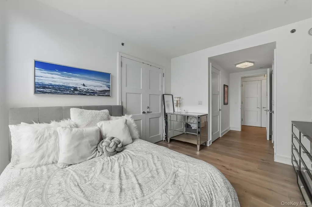 5 Renaissance Square White Plains NY 10601