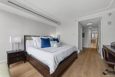 5 Renaissance Square White Plains NY 10601