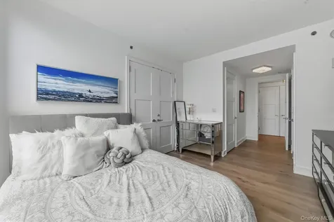 5 Renaissance Square White Plains NY 10601