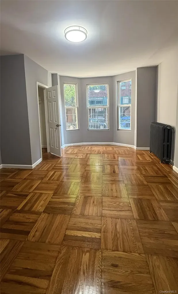 779 E 183rd Street Bronx NY 10460