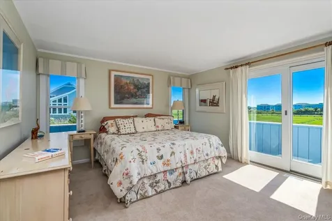 556 Dune Road Westhampton NY 11977